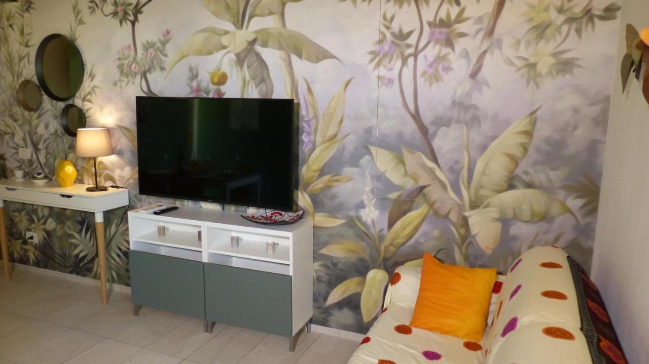 I Fiori Nel Golfo Di Baratti Apartamento Exterior foto